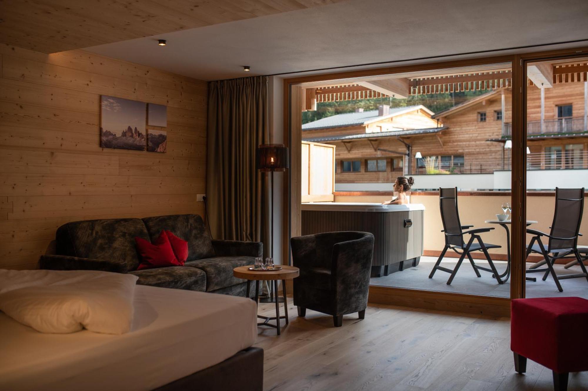 Alpine Nature Hotel Stoll Planca di Sopra المظهر الخارجي الصورة