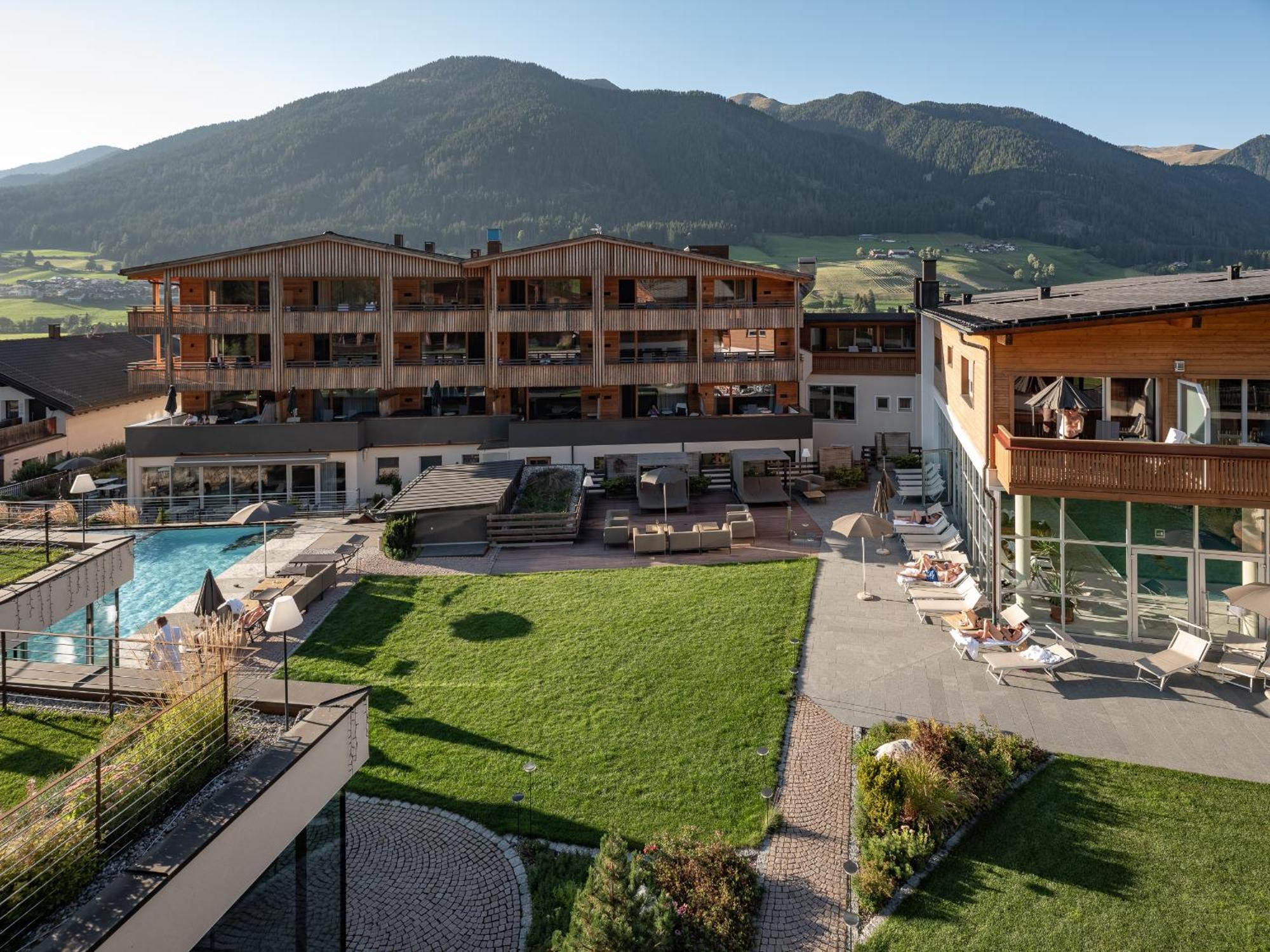 Alpine Nature Hotel Stoll Planca di Sopra المظهر الخارجي الصورة